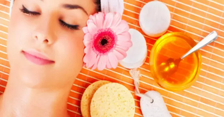 Công thức làm mặt nạ mật ong giúp dưỡng da hiệu quả