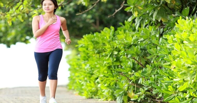 Đi bộ có giảm mỡ bụng không? Hướng dẫn cách đi bộ đốt mỡ thần tốc