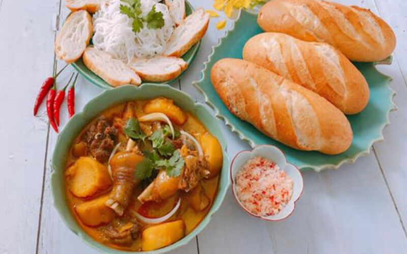 Hướng dẫn công thức nấu cà ri gà chuẩn vị tại nhà